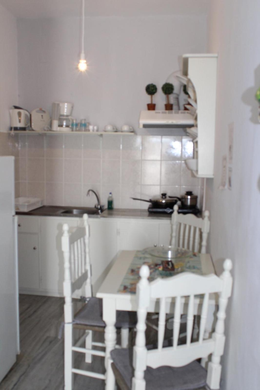 Athina'S Blue Studios Науса Экстерьер фото