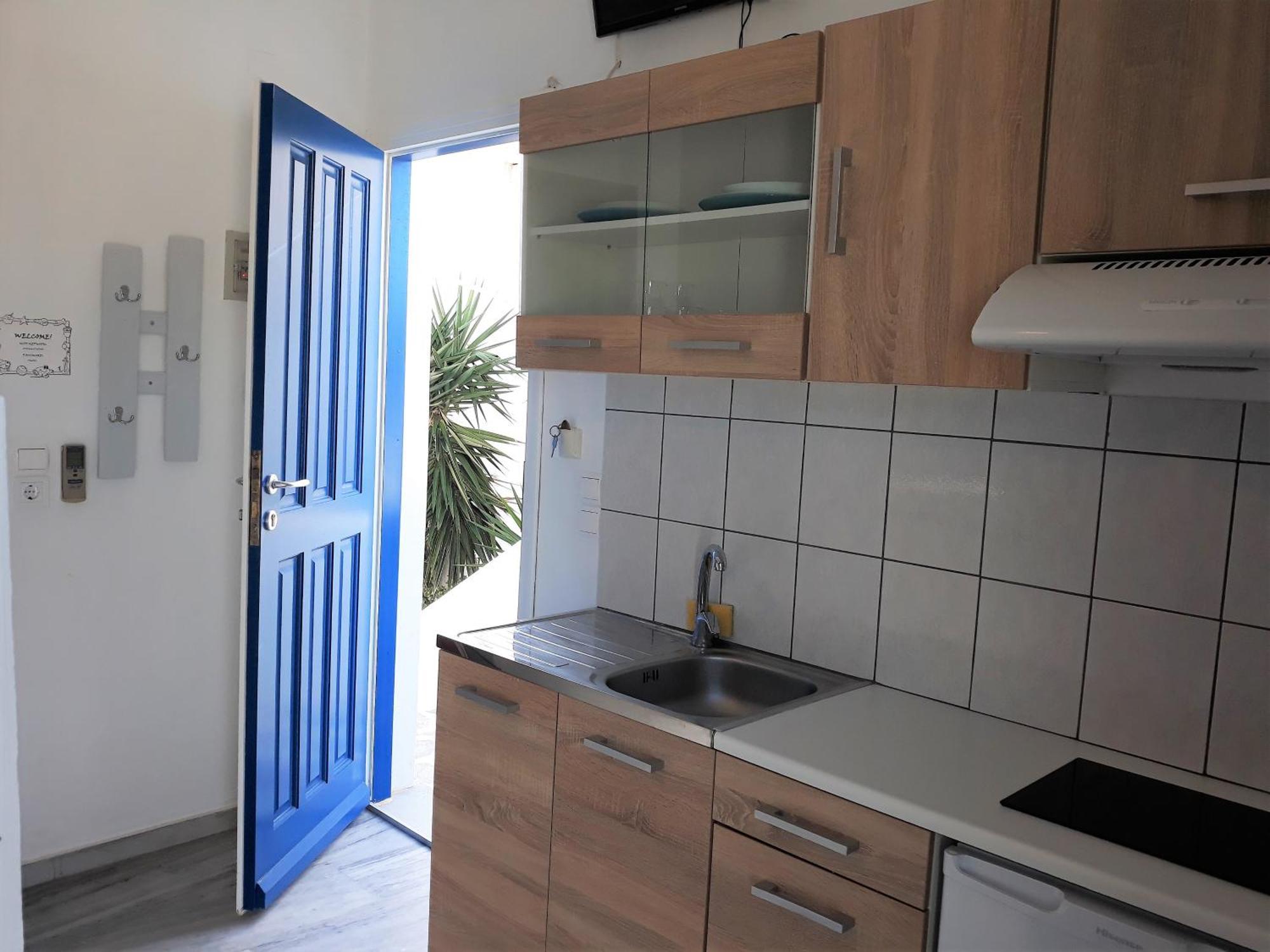 Athina'S Blue Studios Науса Экстерьер фото