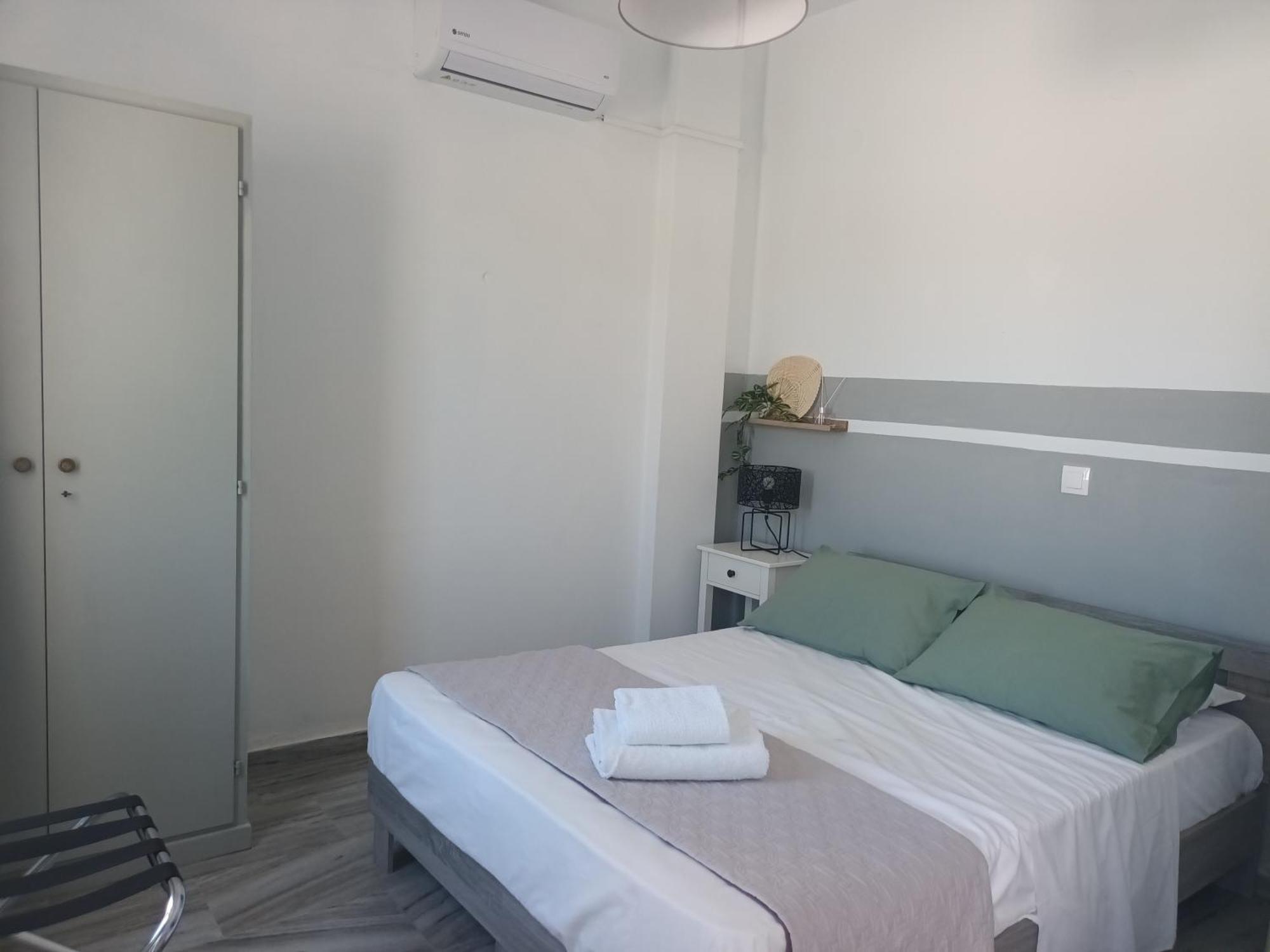 Athina'S Blue Studios Науса Экстерьер фото