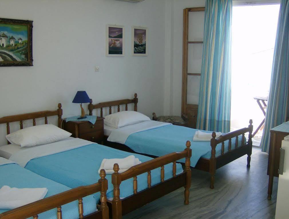 Athina'S Blue Studios Науса Экстерьер фото
