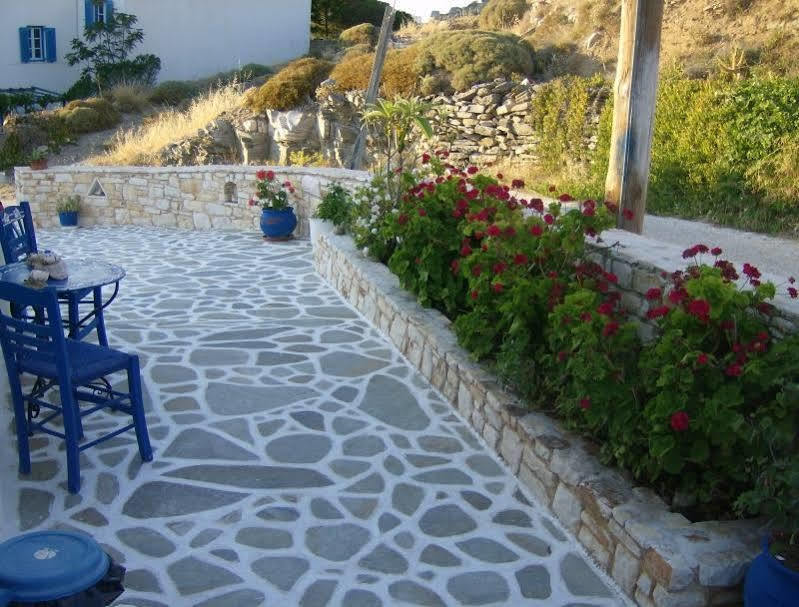 Athina'S Blue Studios Науса Экстерьер фото